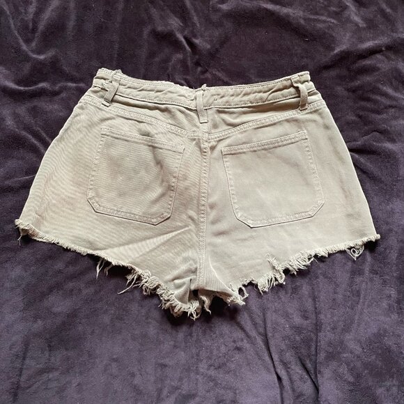 High rise Green Denim Shorts - Picture 2 of 5